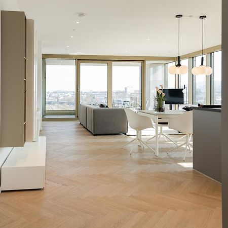 Stuttgarter Tor - Apartments Reutlingen Oda fotoğraf