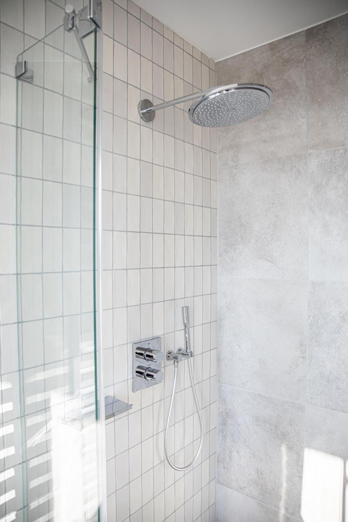 Stuttgarter Tor - Apartments Reutlingen Oda fotoğraf